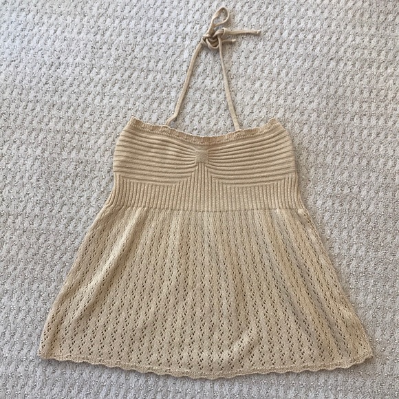 Halter top - Picture 1 of 2